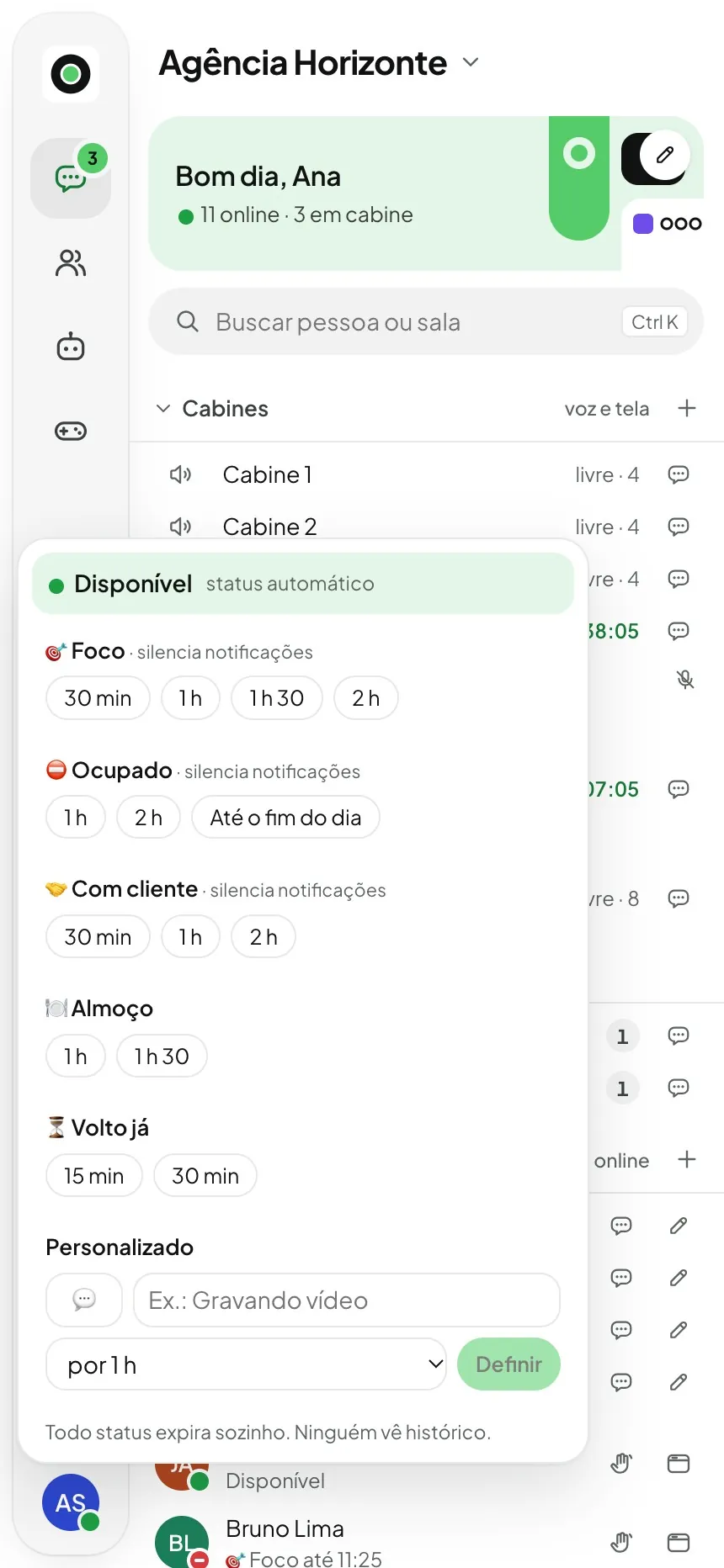 O seletor de status aberto no celular: Disponível, Foco, Ocupado, Com cliente, Almoço e Volto já, cada um com durações